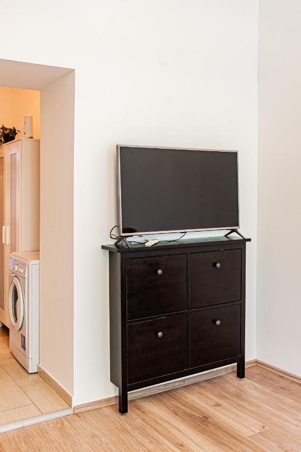 My City Apartment- Vienna Jungle Room Ngoại thất bức ảnh