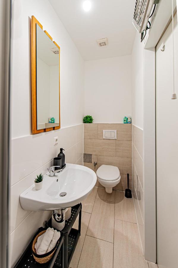 My City Apartment- Vienna Jungle Room Ngoại thất bức ảnh