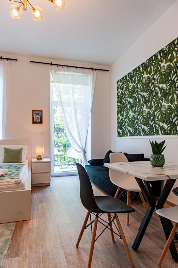 My City Apartment- Vienna Jungle Room Ngoại thất bức ảnh